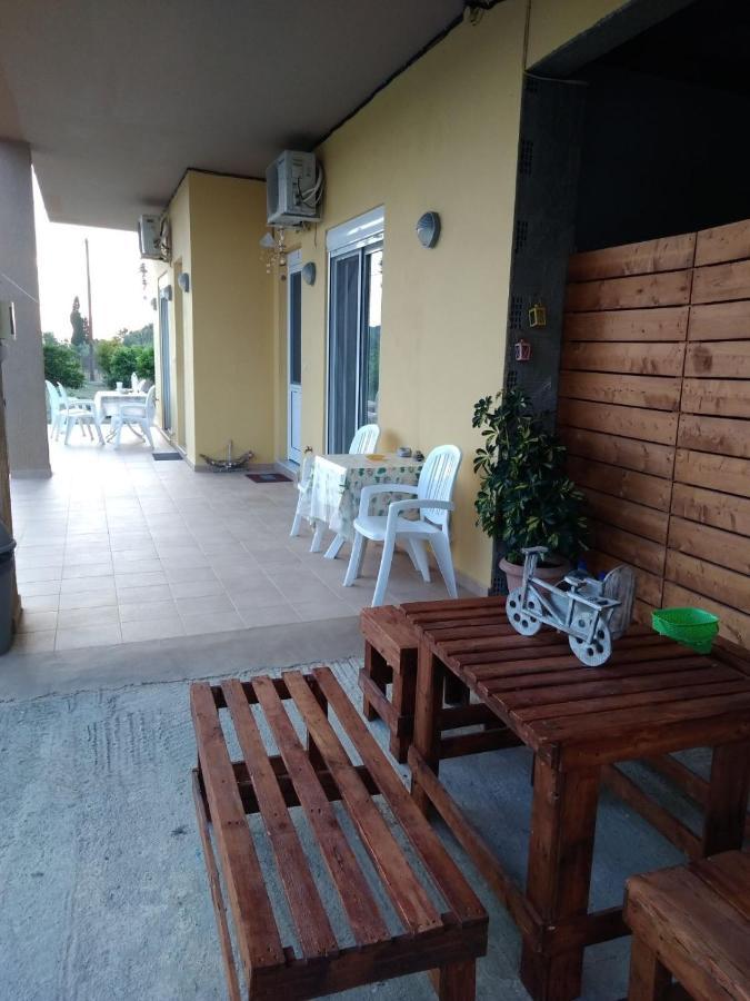 Garden View Appartment Kalavarda Exterior photo